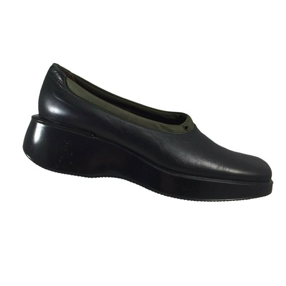 Paola Ferri Italy Shoes Womens EU37 US 6 Black Leather Green Trim Slip On - Picture 8 of 12